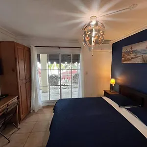 https://beach-view-1-bedroom-apartment-studio-apt-4a.greaterantilleshotels.net